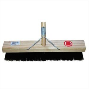BROOM P/FORM SOFT BLACK 450MM C/W HNDL RIGGER